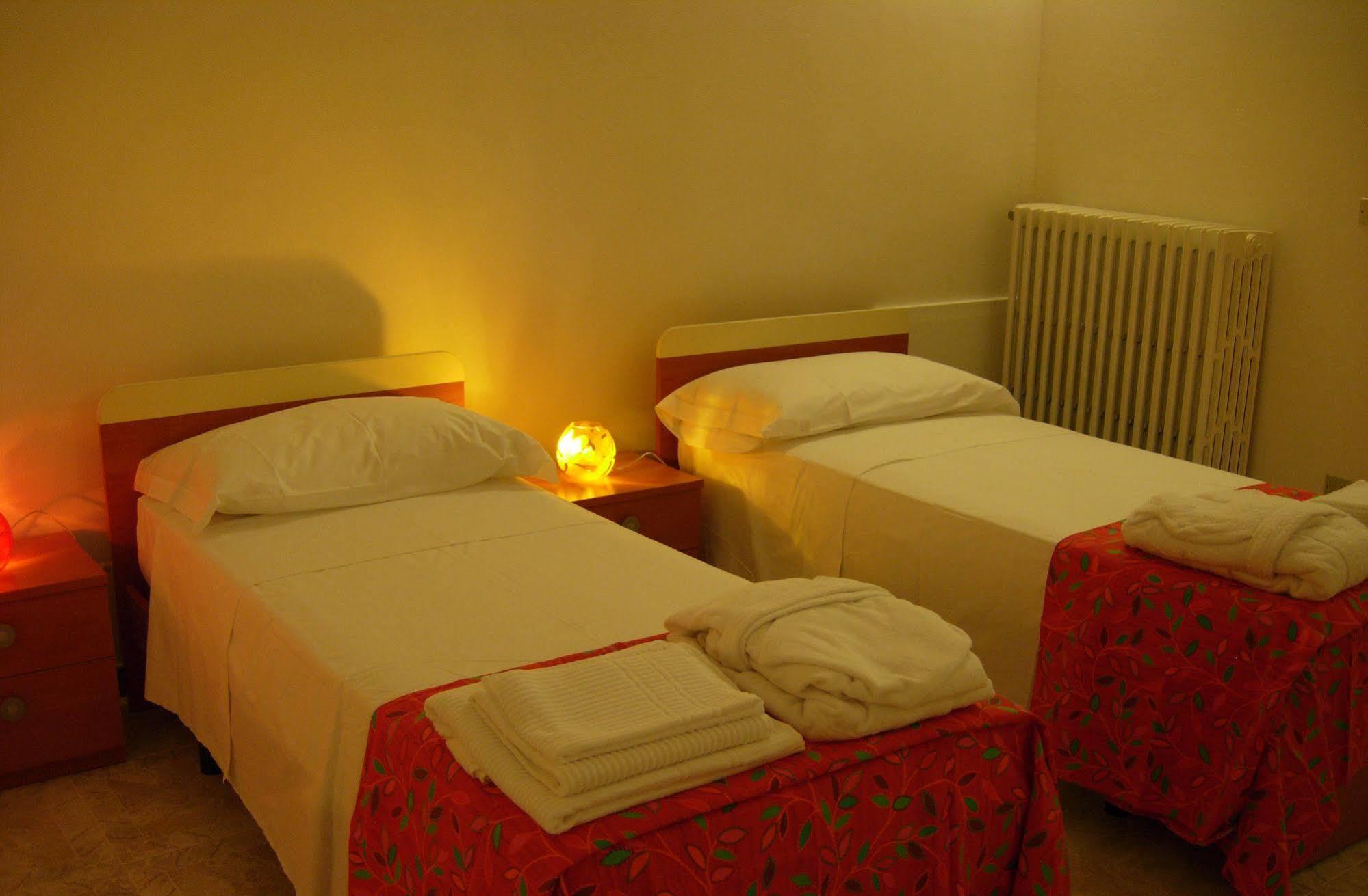 Il Gabbiano Hotel Otranto Bagian luar foto